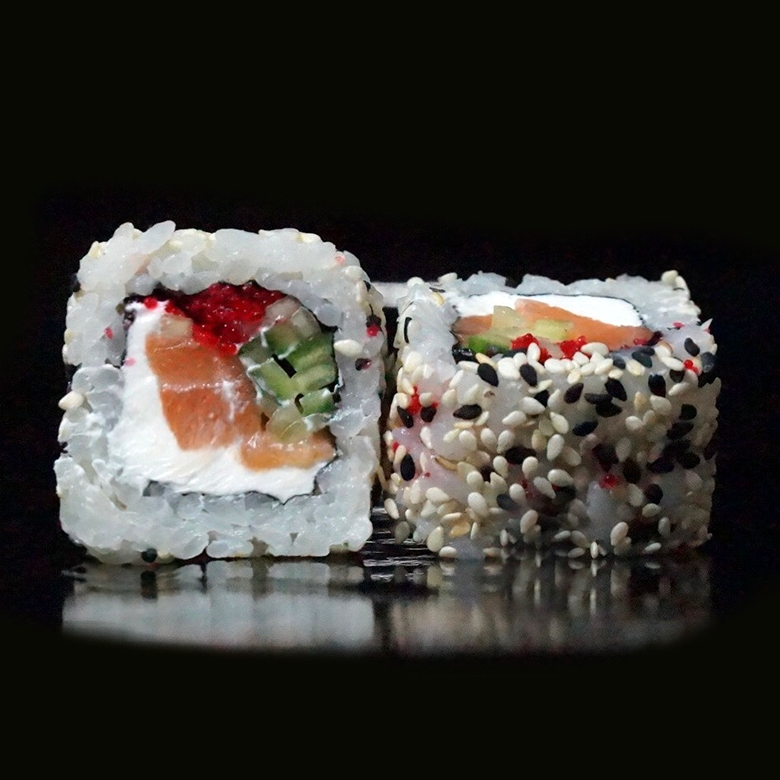 Лосось в кунжуте